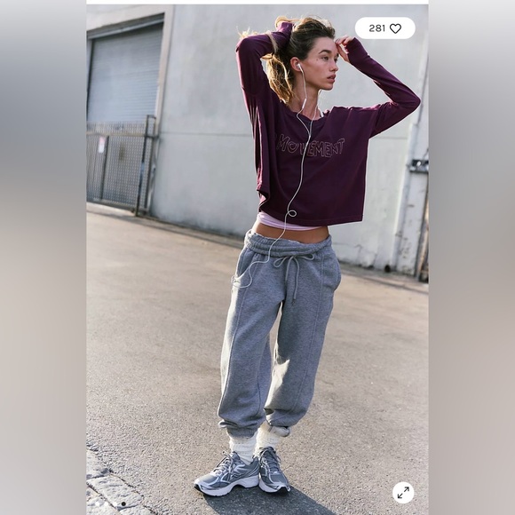 Free People Movement Now Or Never Layer. NWT. Black cherry - Picture 3 of 4